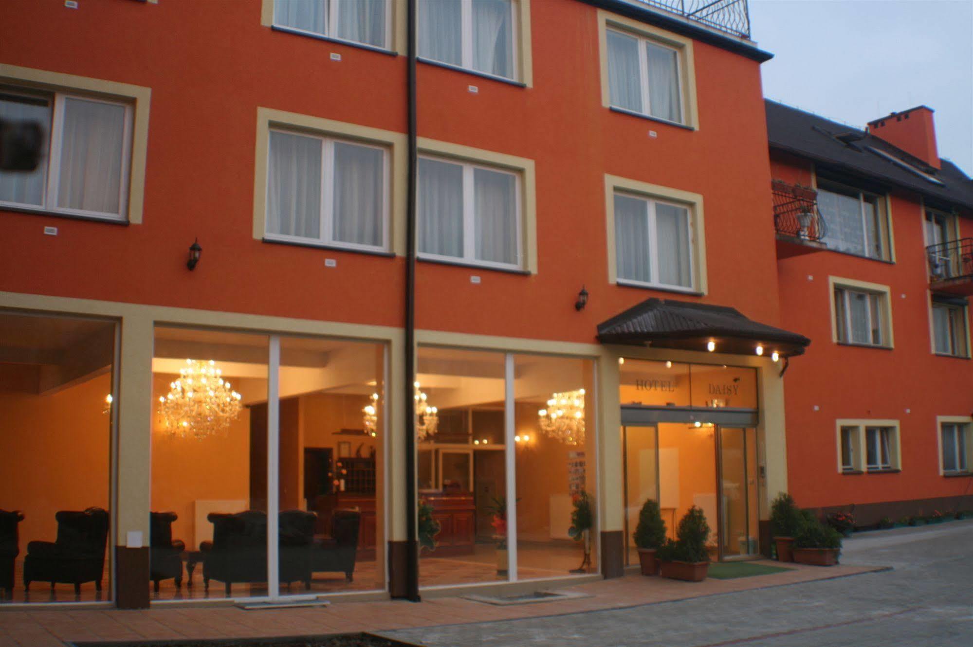 קרקוב Hotel Daisy Budget מראה חיצוני תמונה